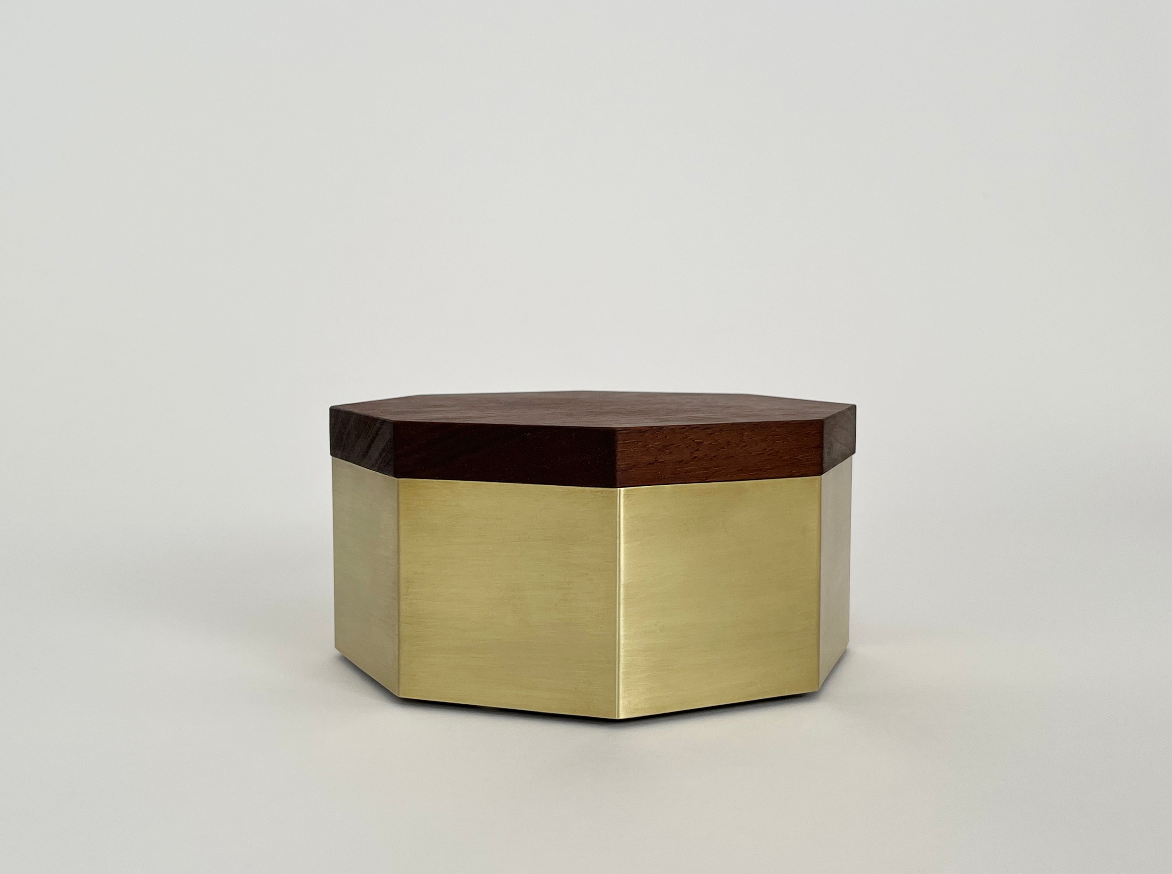 B10 - Box – Coglon